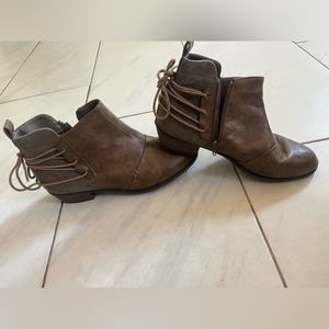 Natural Reflections boot